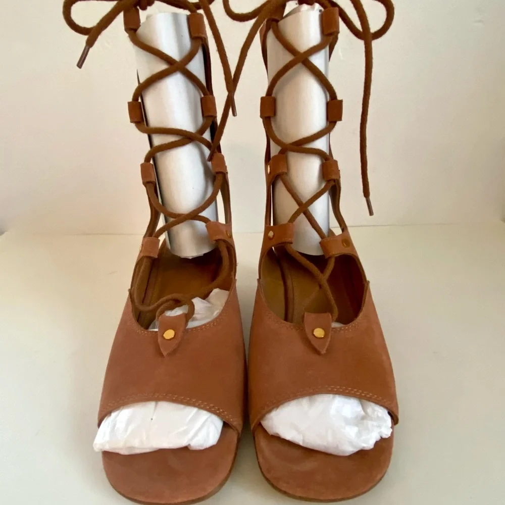NWT CHLOE TAN SUEDE LACE UP WEDGE RUNWAY GLADIATOR SANDAL - Picture 11 of 16